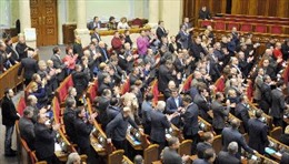 Chủ tịch Quốc hội Ukraine từ chức 